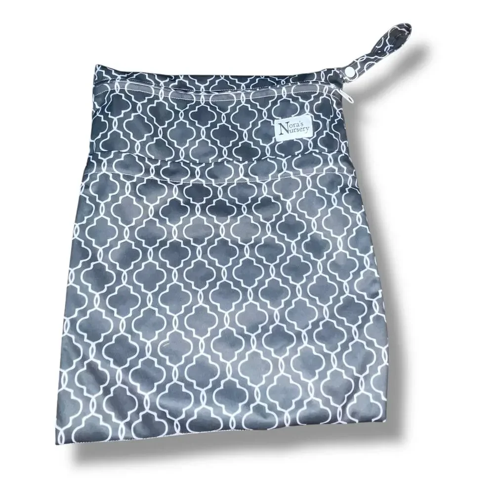 Noras Nursery Gray Wet Bag Diaper Laundry Double Zip Stroller Pouch 11x15 Gift